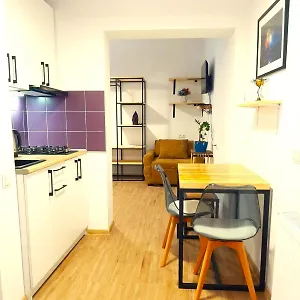 Style With Courtyard Апартаменты